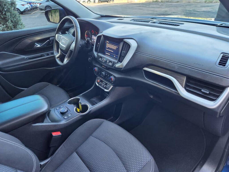 2023 GMC Terrain SLE