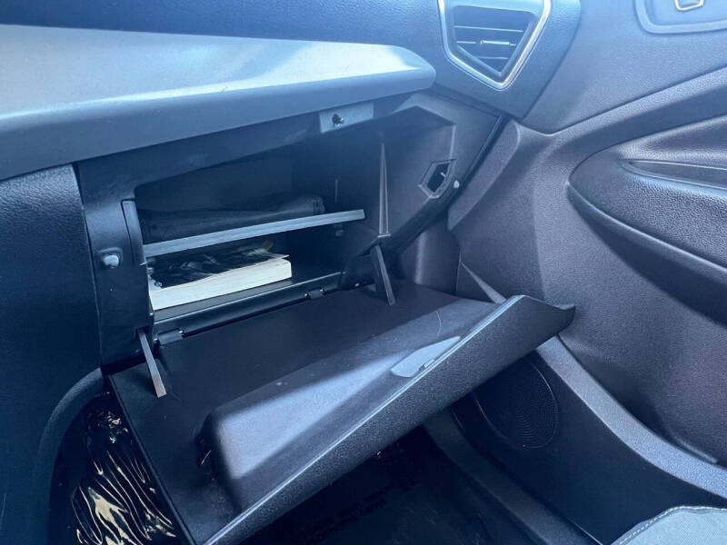 2013 Ford C-MAX Hybrid SE