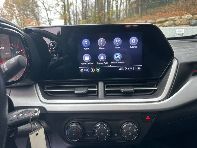 2024 Chevrolet Trax RS