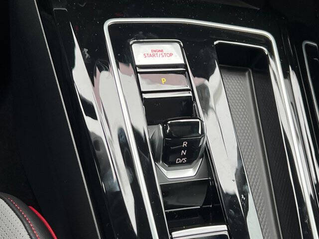 2026 Volkswagen Golf GTI SE