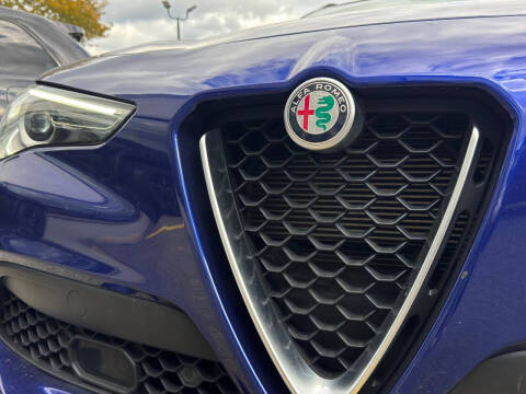 2022 Alfa Romeo Stelvio Ti