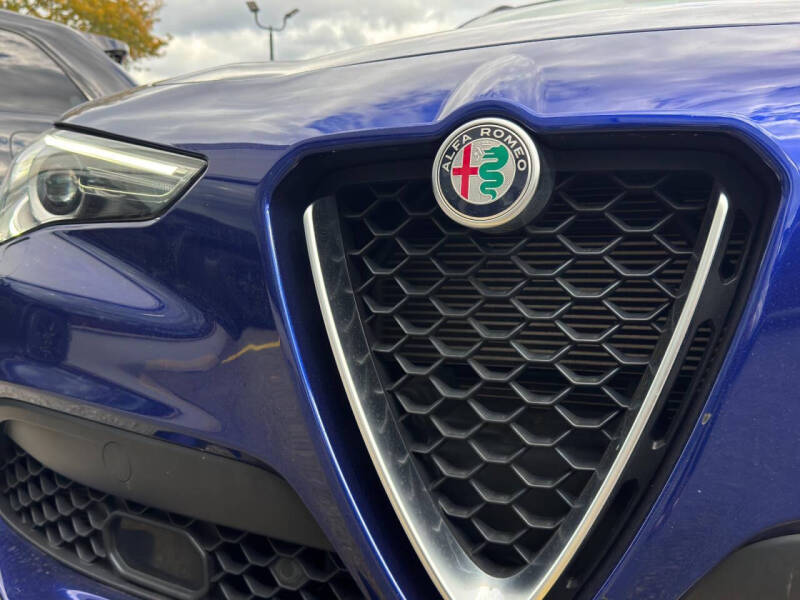 2022 Alfa Romeo Stelvio Ti