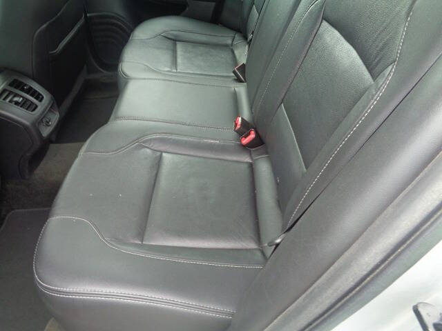 2015 Ford Taurus SEL