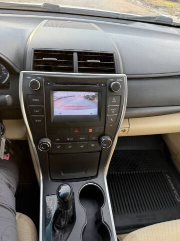 2016 Toyota Camry LE