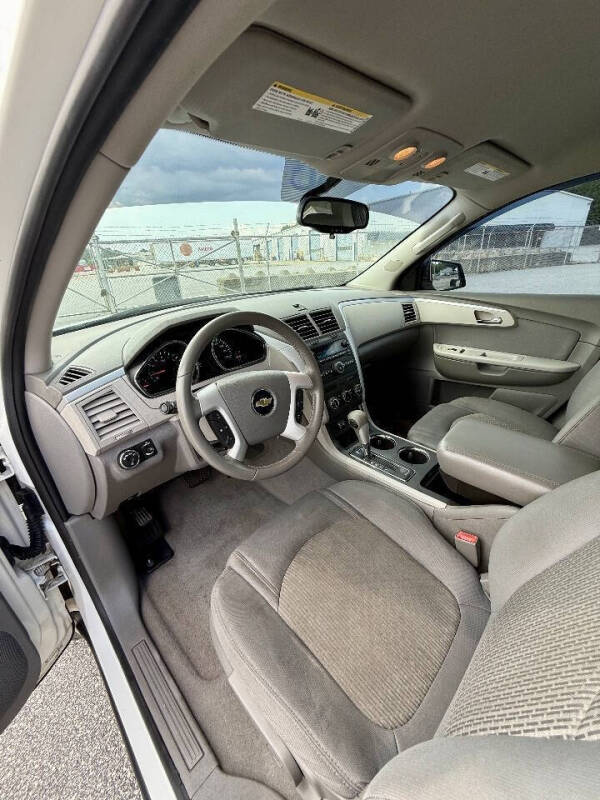 2012 Chevrolet Traverse LS