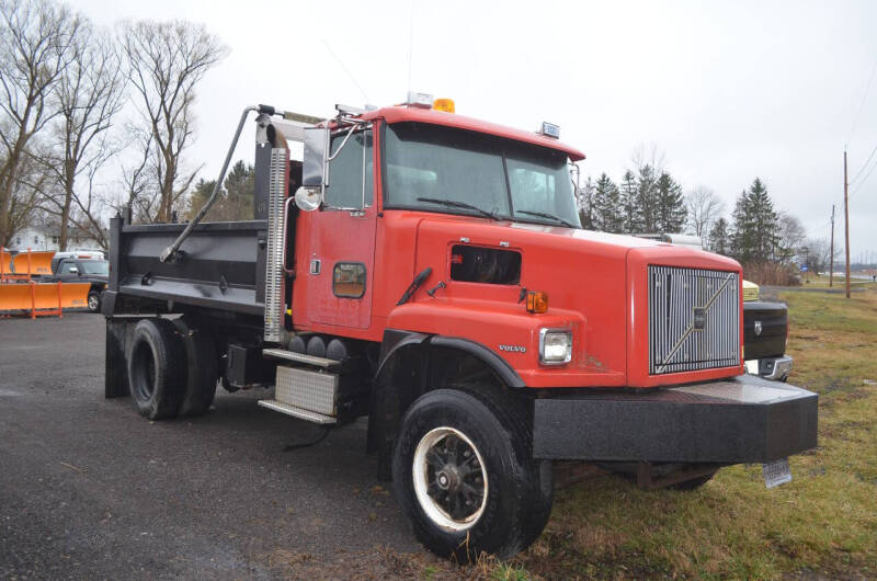 1999 Volvo Conventional's photo