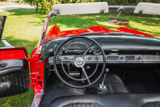1956 Ford Thunderbird