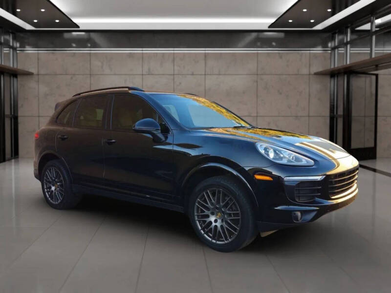 2018 Porsche Cayenne Platinum Edition