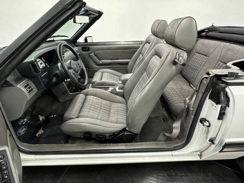 1989 Ford Mustang LX 5.0