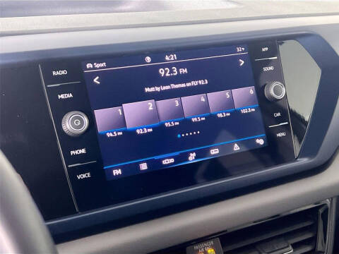 2023 Volkswagen Taos SE 4Motion