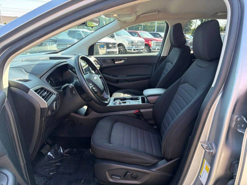 2023 Ford Edge SE