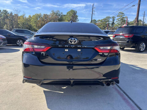2022 Toyota Camry SE