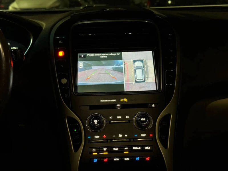 2019 Lincoln Nautilus Reserve