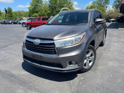2014 Toyota Highlander for sale at Cruisin' Auto Sales in Madison IN