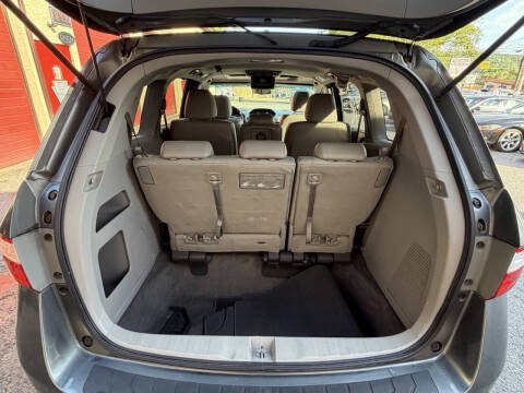 2011 Honda Odyssey EX-L w/DVD