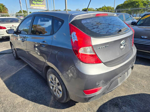 2015 Hyundai Accent GS