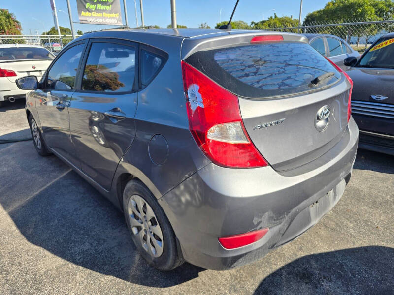 2015 Hyundai Accent GS