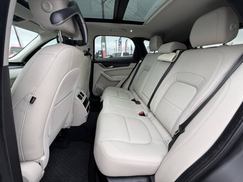 2022 Jaguar F-PACE P250 S