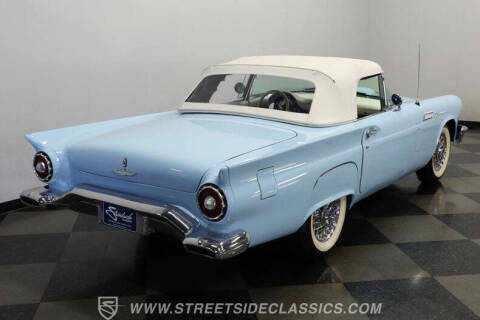 1957 Ford Thunderbird