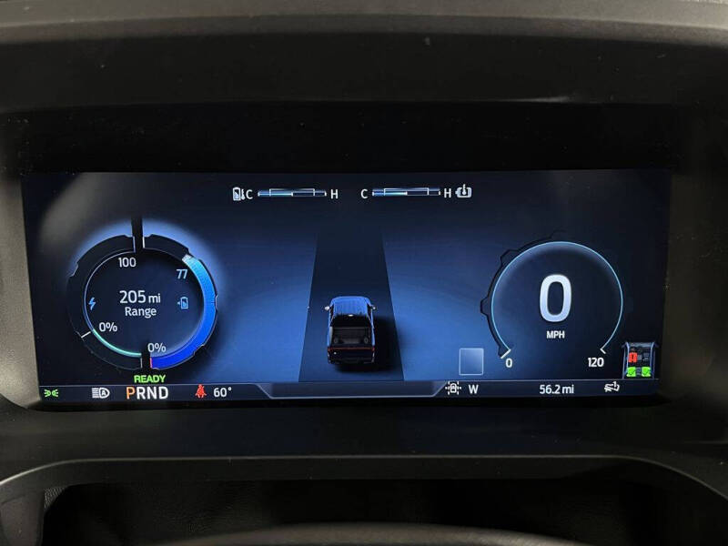 2025 Ford F-150 Lightning Flash