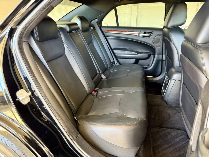 2014 Chrysler 300
