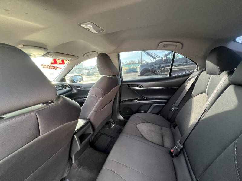 2022 Toyota Camry LE