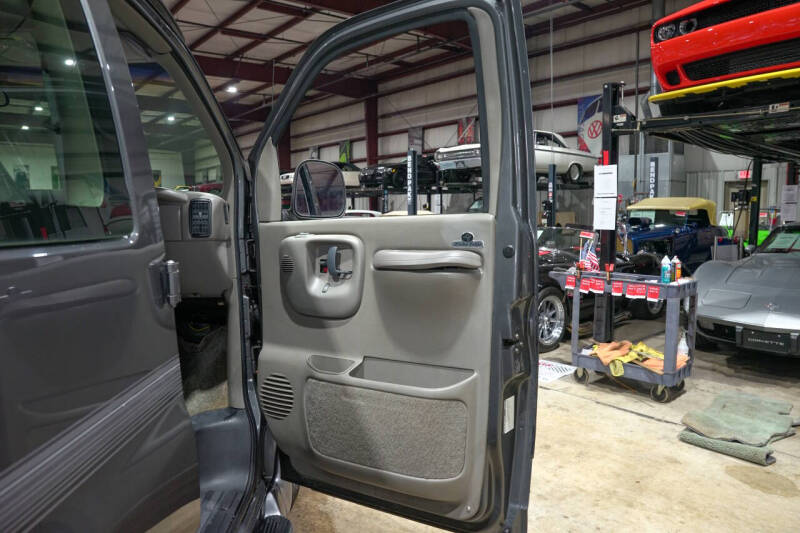 1999 GMC Savana G1500