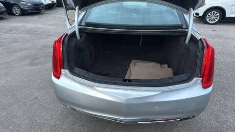 2014 Cadillac XTS Luxury Collection