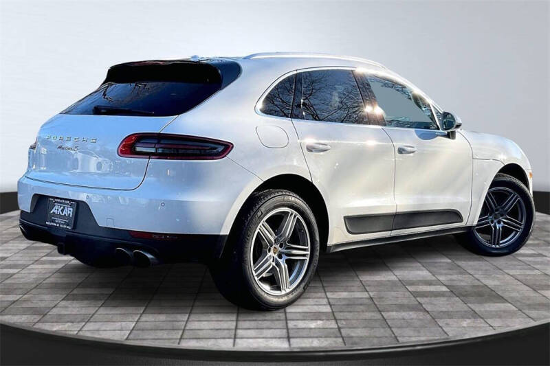 2017 Porsche Macan S