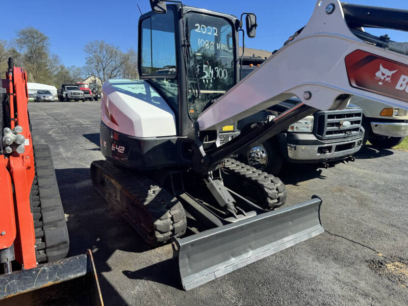 2022 Bobcat E42