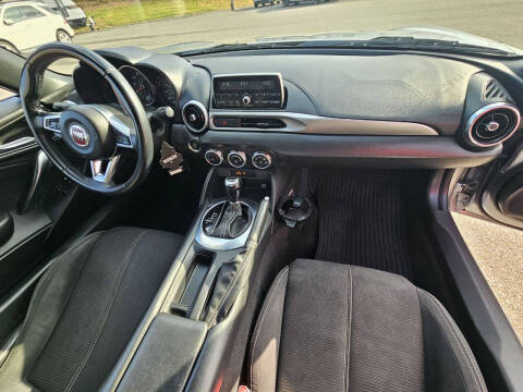 2017 FIAT 124 Spider Classica