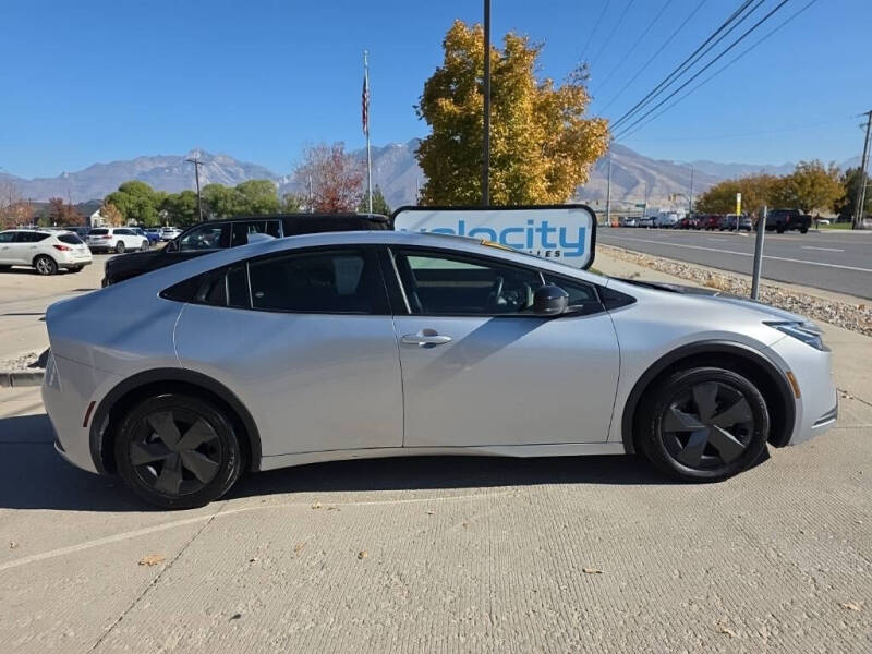 2024 Toyota Prius LE