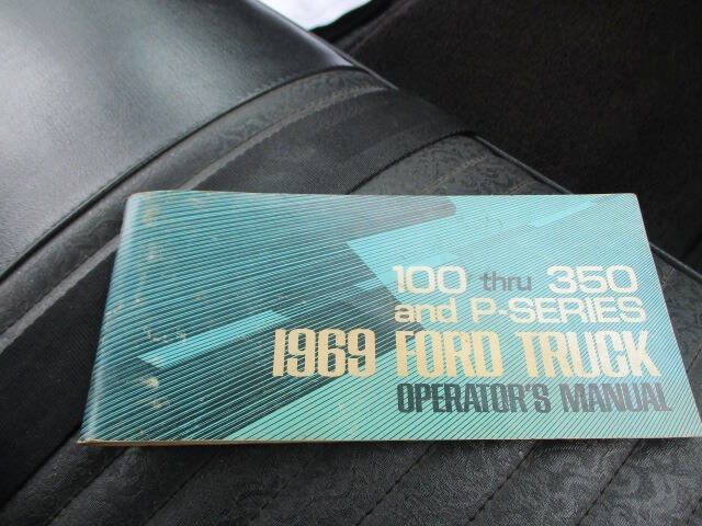 1969 Ford F-100