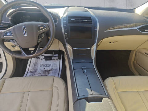 2014 Lincoln MKZ
