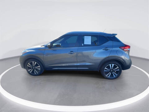 2020 Nissan Kicks SR