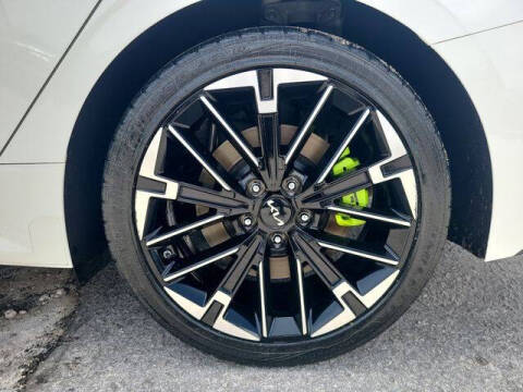2025 Kia K5 GT