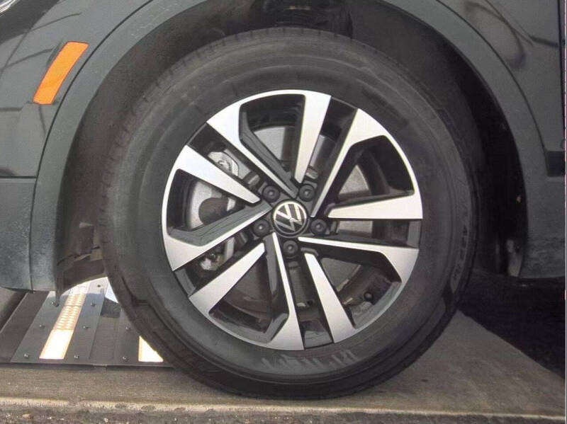 2024 Volkswagen Tiguan S