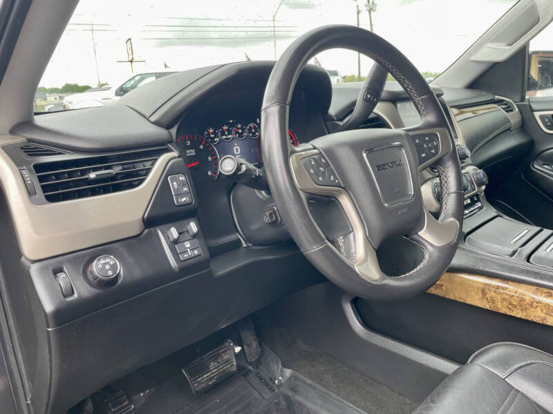 2016 GMC Yukon Denali
