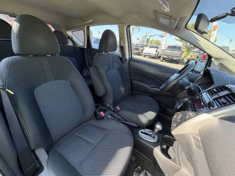 2015 Nissan Versa Note SV