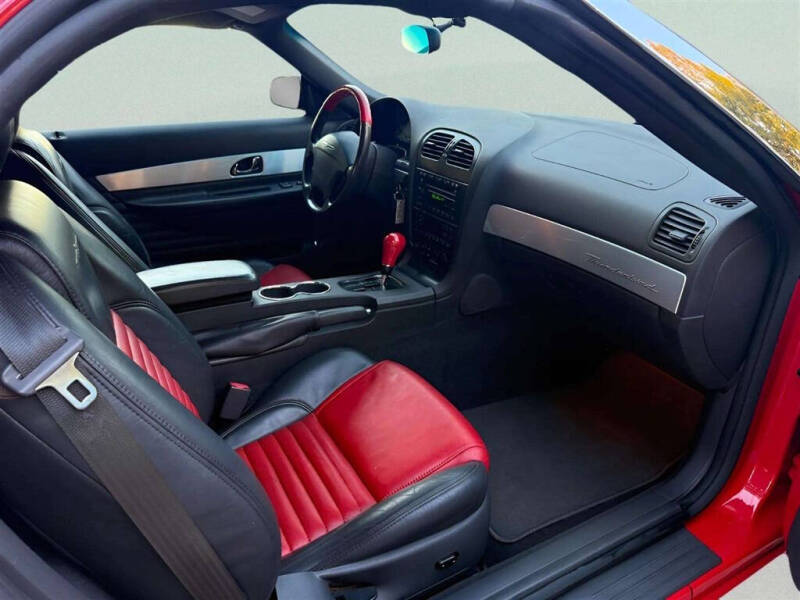2002 Ford Thunderbird Deluxe