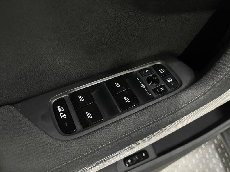 2022 Polestar 2 Long Range Dual Motor