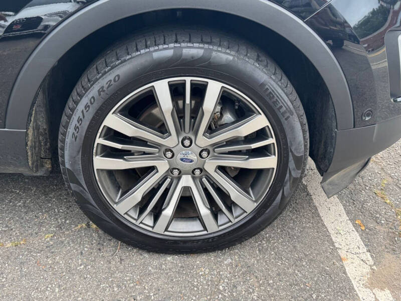 2017 Ford Explorer Platinum