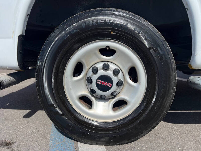 2021 GMC Savana 2500