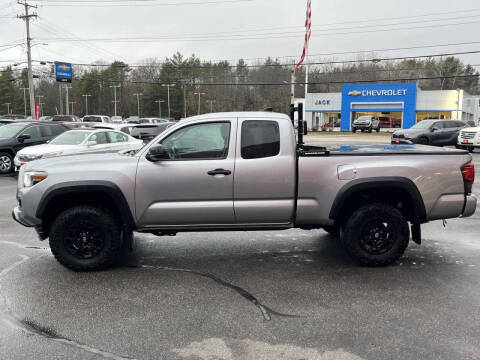 2019 Toyota Tacoma SR