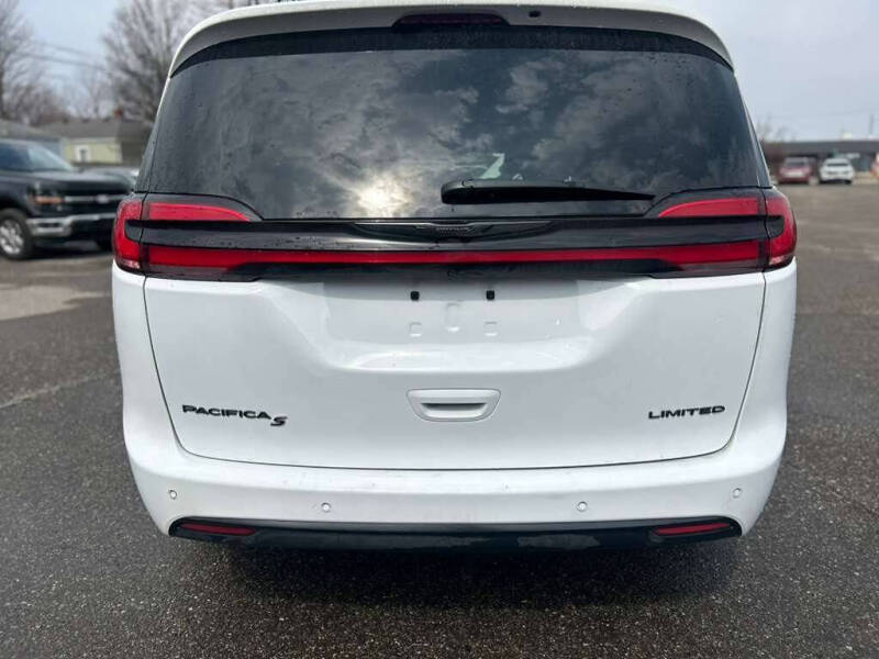 2025 Chrysler Pacifica Limited