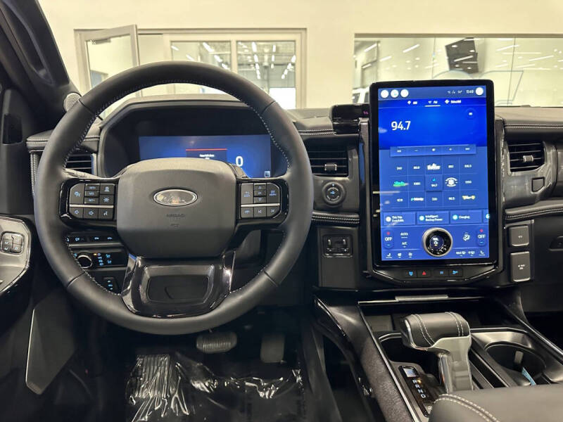 2023 Ford F-150 Lightning Platinum