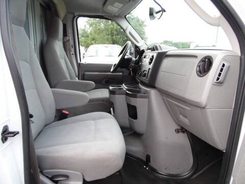 2019 Ford E-350