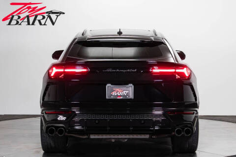 2022 Lamborghini Urus