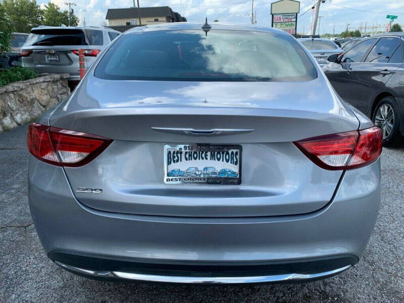 2015 Chrysler 200 Limited
