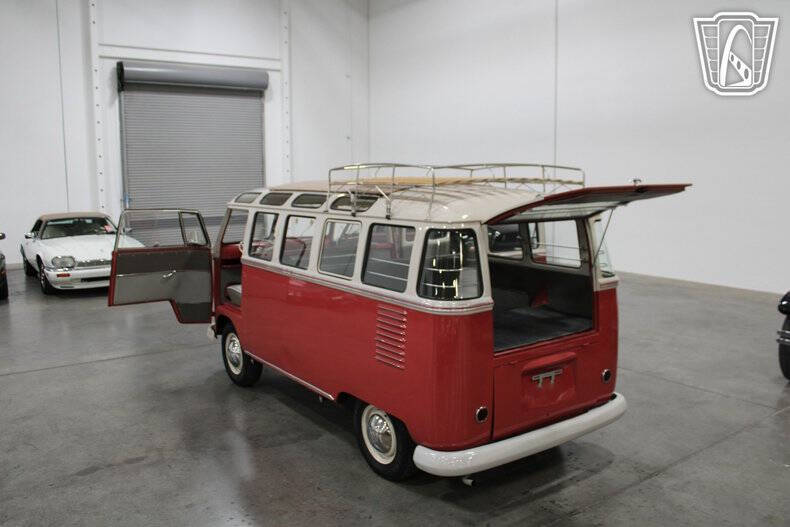 1961 Volkswagen Bus